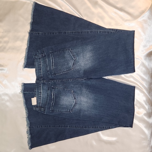 YMI Women's Extreme Fit & Flare Jeans | Sz 11 - Picture 4 of 7